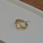 Oval Link Ring