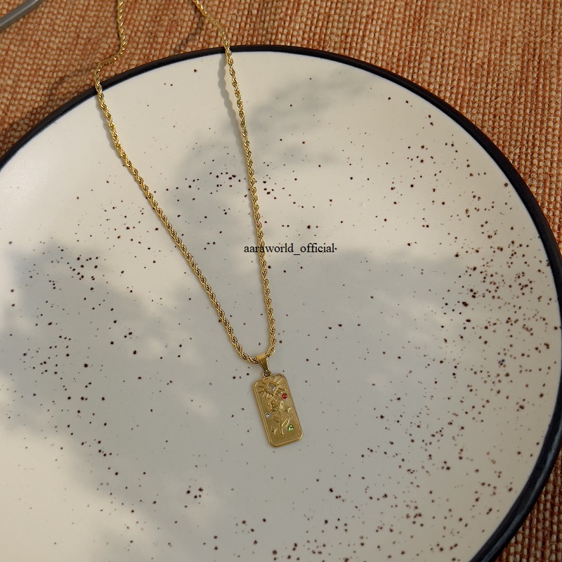rosecrystal-gold-necklace