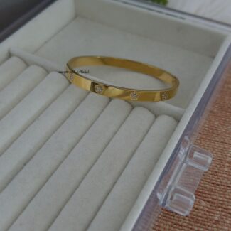 Studded Flower Bracelet