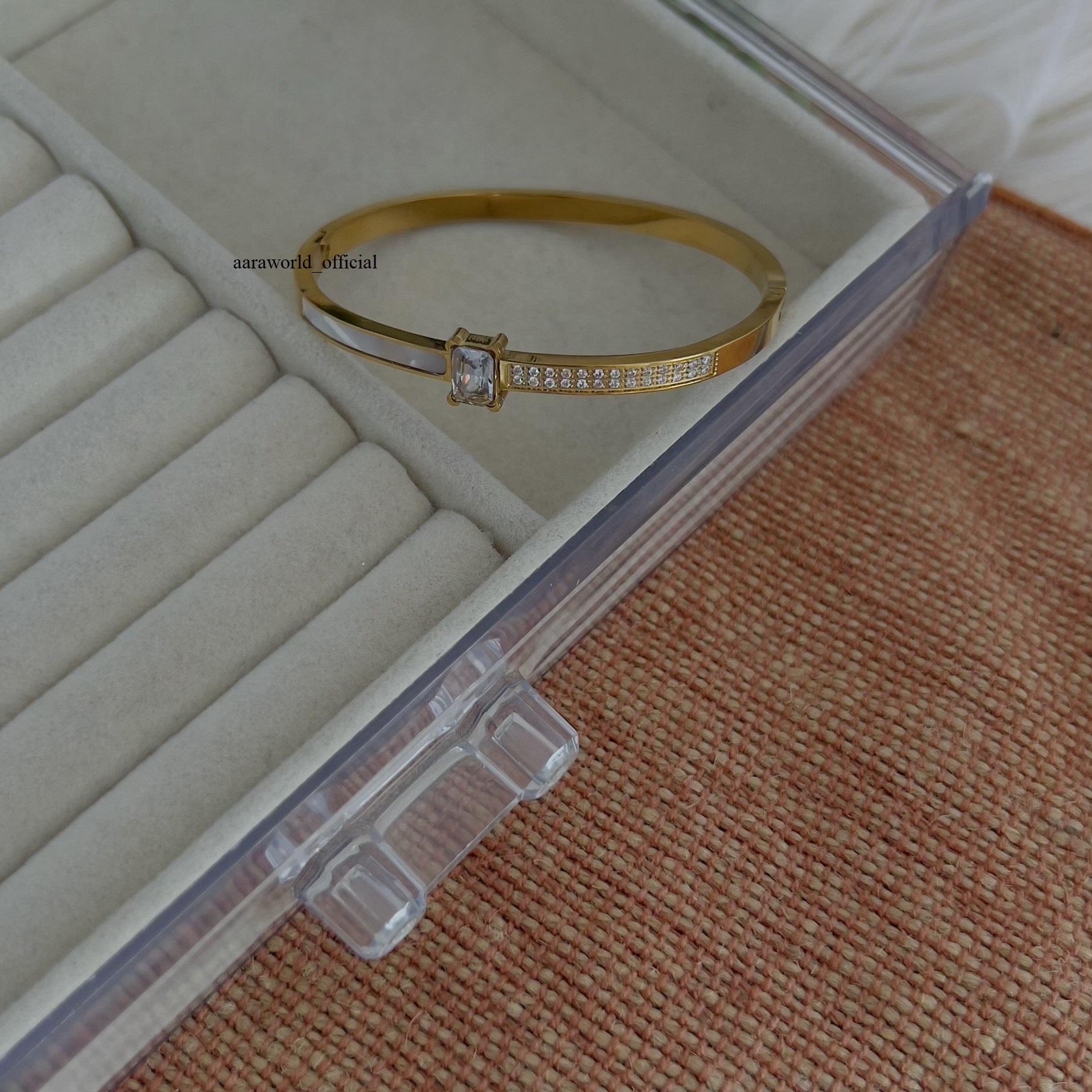 gold-kada-bracelet (3)